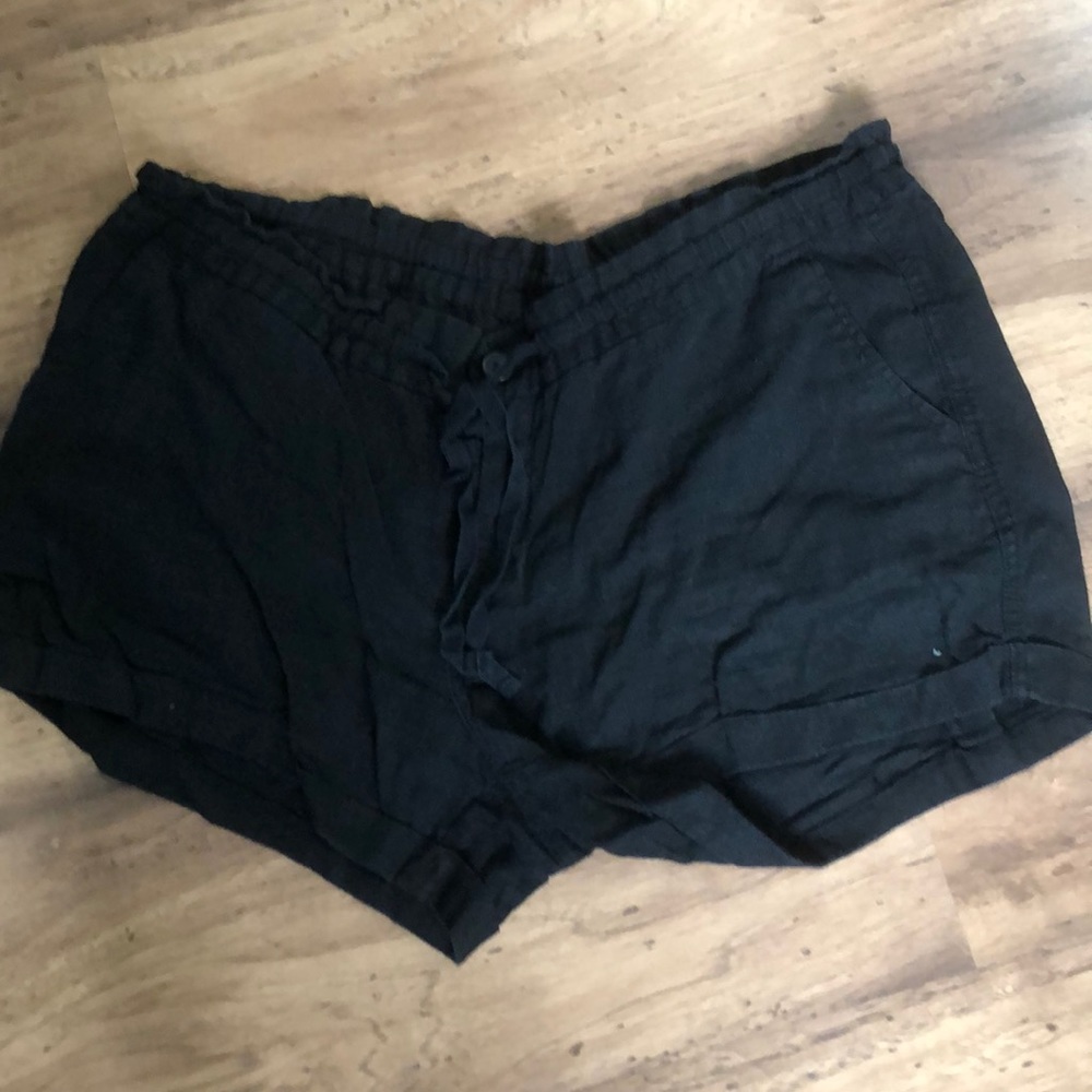 Linen shorts